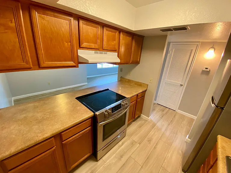 1402 E Guadalupe Rd #225 — Photo 10
