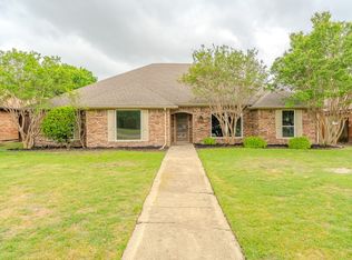 704 Spring Brook Dr, Allen, TX 75002