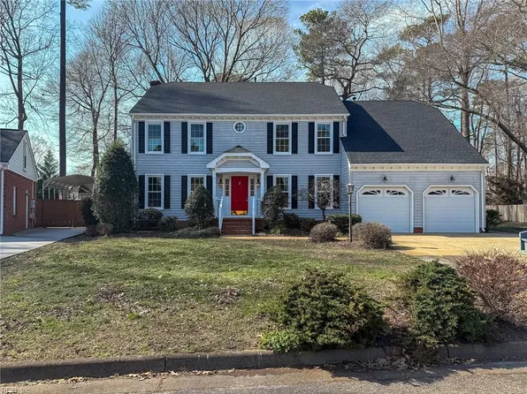 1112 Marston Dr, Chesapeake, VA 23322