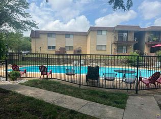 2922 SW Lydia Ave APT 228, Topeka, KS 66614