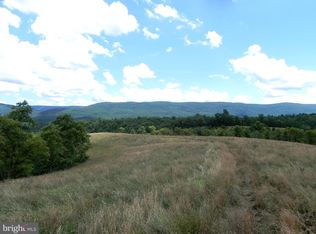 Red Berry Rd, Mathias, WV 26812