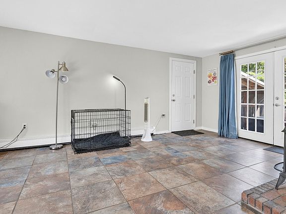 4th image of 141 Fickett Road