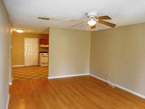 2nd image of 3209 Zillah St #A