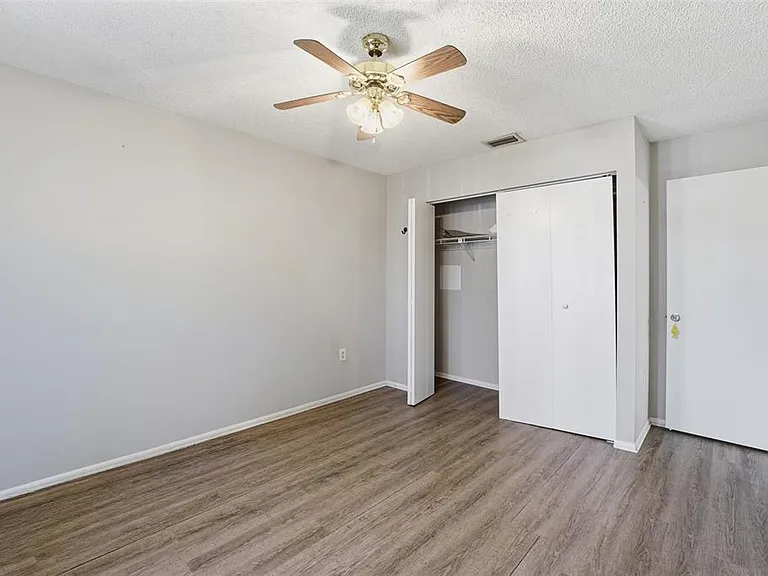 5080 Barrington Cir #3102 — Photo 14