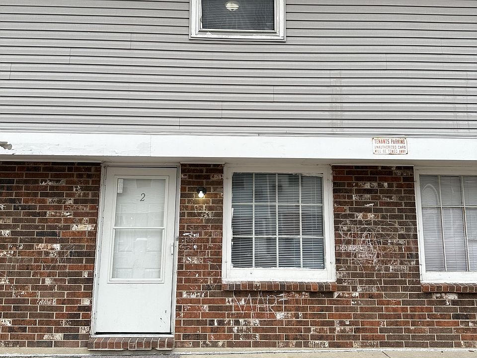 1st image of 4960 Hinsdale Ave APT 2