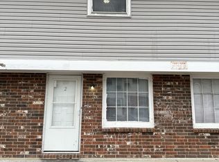 4960 Hinsdale Ave APT 2, Rockford, IL 61108