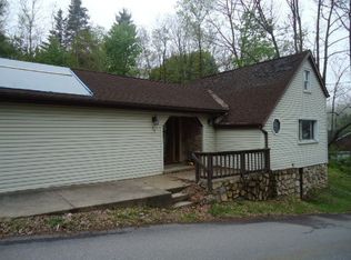 28 Butz St, Weatherly, PA 18255