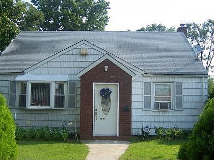 1st image of 1021 Ditmas Ave