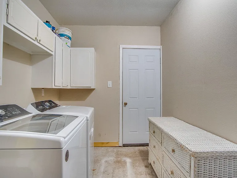 386 Quigley Rd — Photo 26