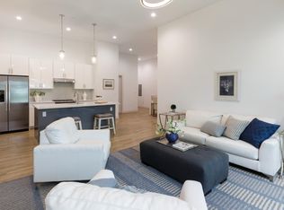 160 Moulton Dr #2, Lynnfield, MA 01940