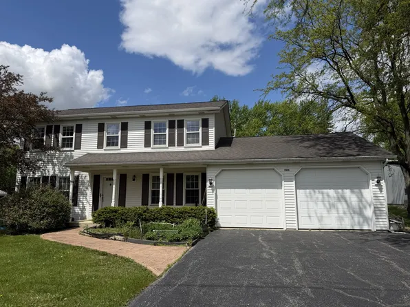 29W026 103rd St, Naperville, IL 60564