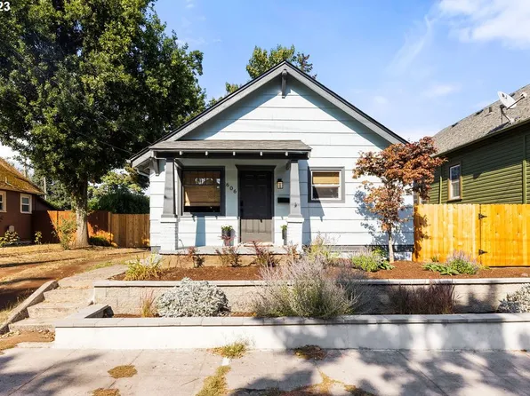 606 W 17th St, Vancouver, WA 98660