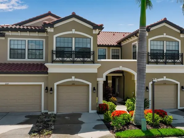 228 Crew Ct, Sarasota, FL 34243