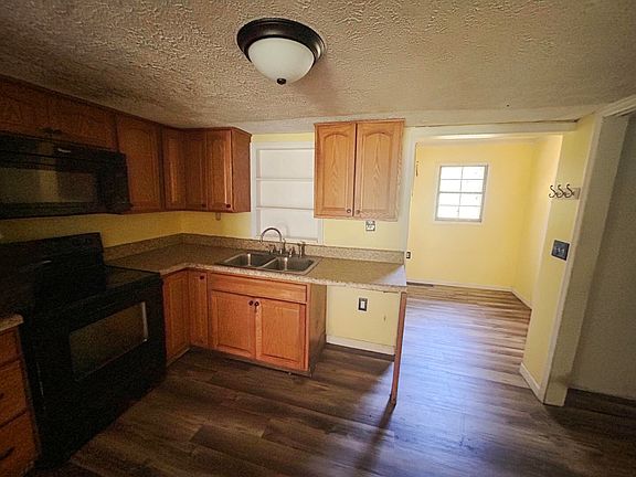 4th image of 455 Ketner Mill Rd