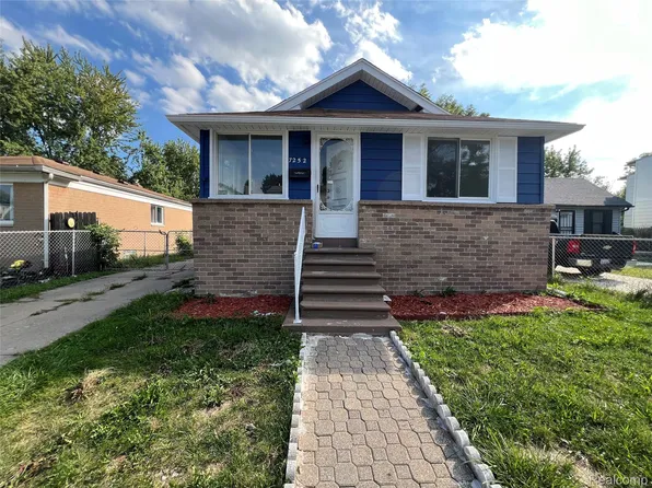 7252 Packard Ave, Warren, MI 48091