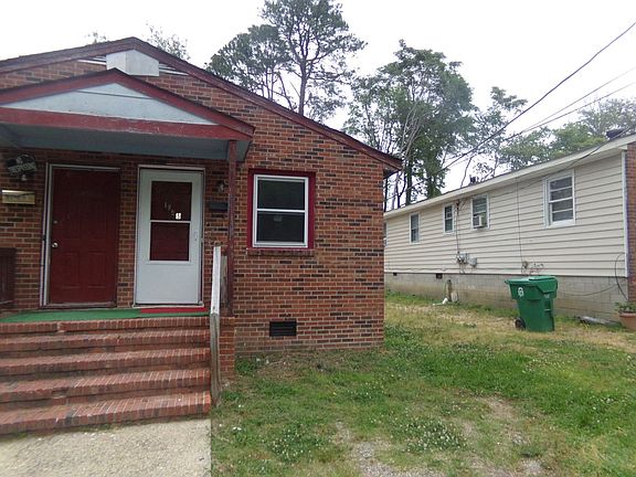 3rd image of 1045 6th St