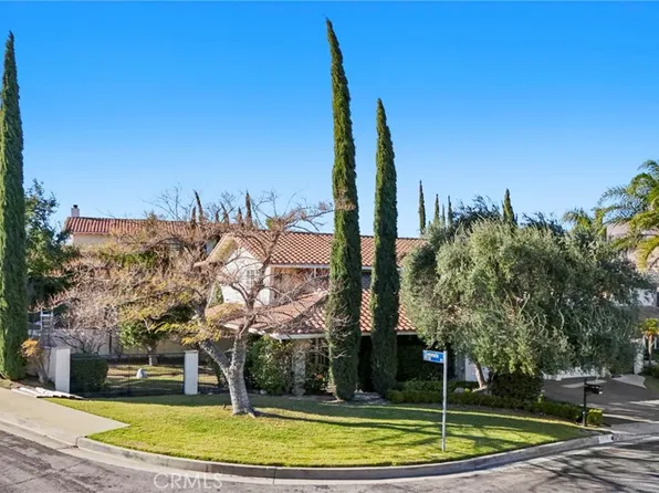 11701-11703 Seminole Cir, Porter Ranch, CA 91326