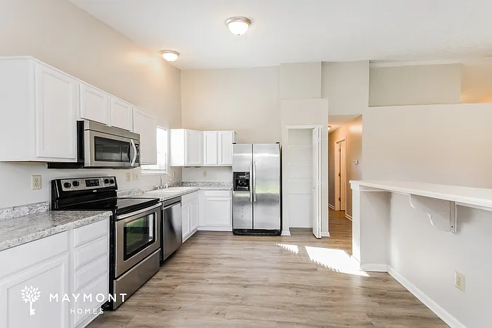 7011 N Abilene Way — Photo 3