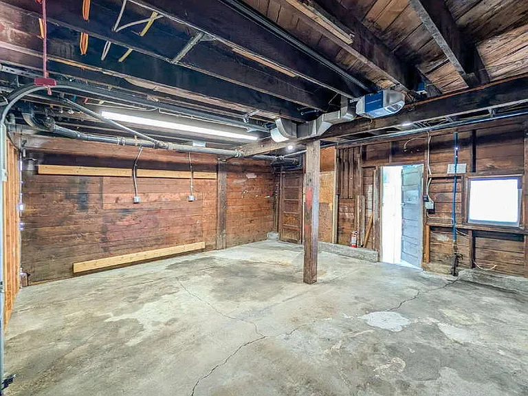 2218 Hoyt Ave #B — Photo 11