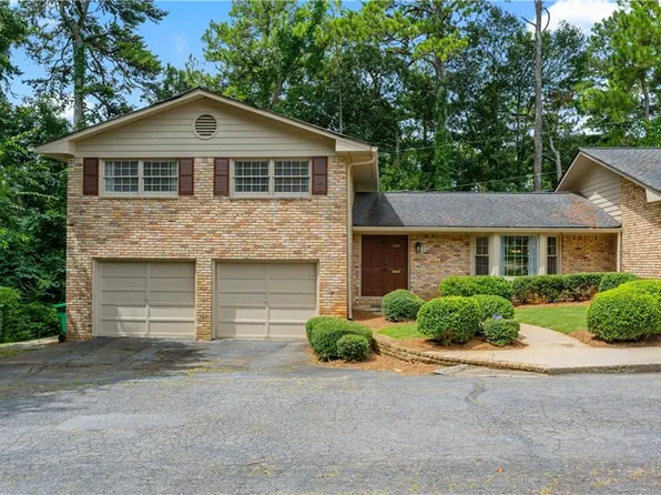 3389 Stonecrest Ct, Atlanta, GA 30341