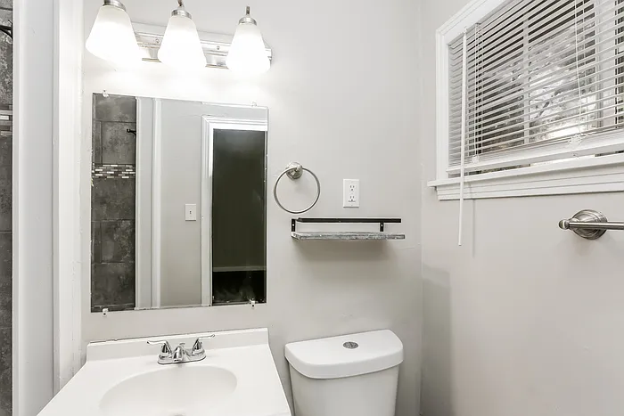 3328 E Lisa Dr — Photo 8
