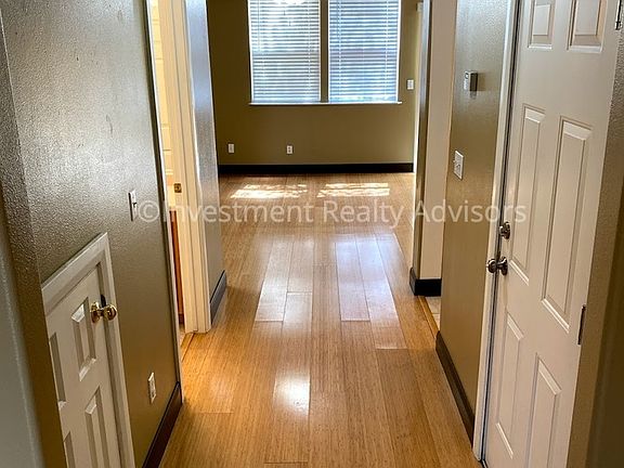 5th image of 194 Daisyfield Dr #194