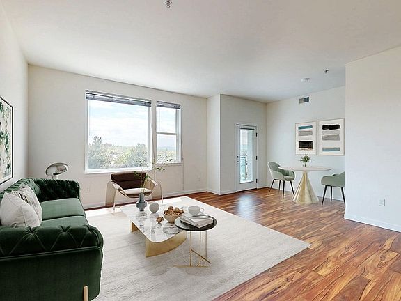 3rd image of 201 Englewood Pkwy #405