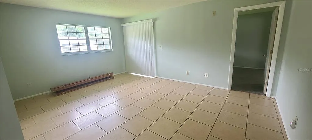 2 bed, 2.0 bath, 837 sqft, $1,100 — Photo 2