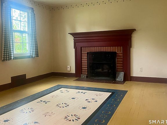 2nd image of 94 Park Avenue