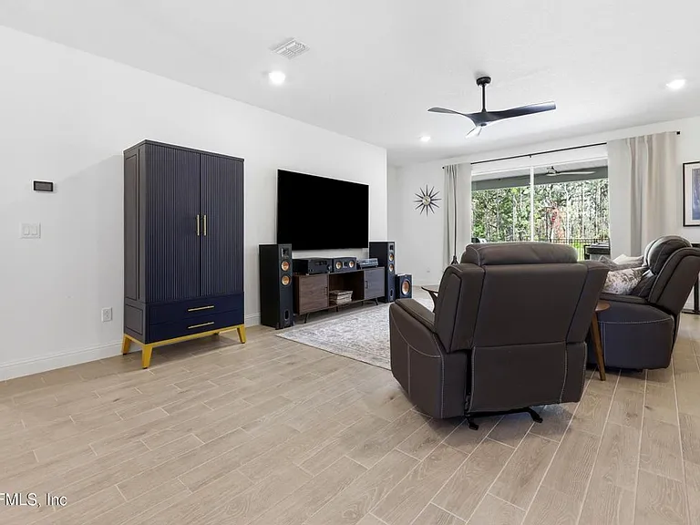 75722 Bayley Pl — Photo 12