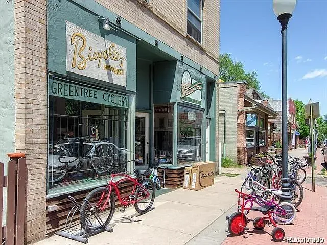 914 E Iowa Ave — Photo 14