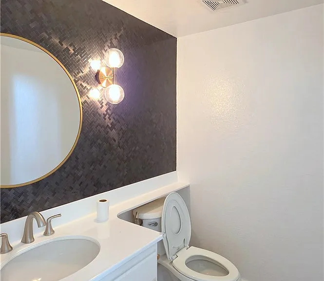 4816 Feather River Rd — Photo 23