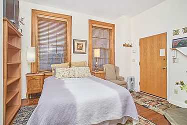 Rented by Streetwise NYC LLC