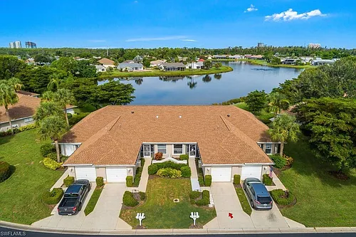 3685 Stone Way Photo 1