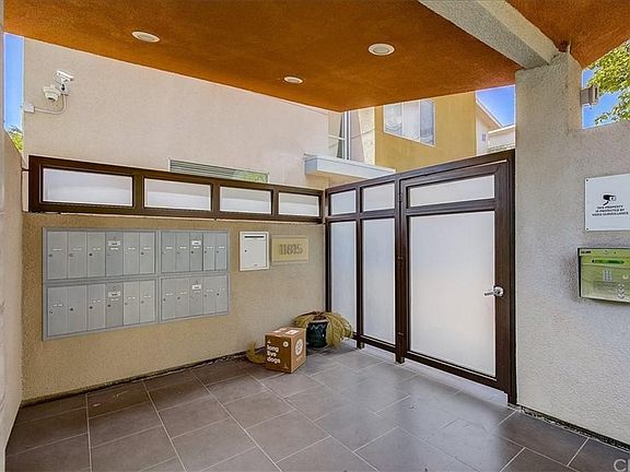 2nd image of 11815 Laurelwood Dr Unit 2
