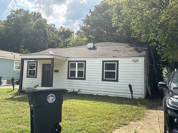 2nd image of 612 Antwerp Ave