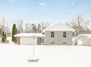 8179 Hearthside Rd S, Cottage Grove, MN 55016