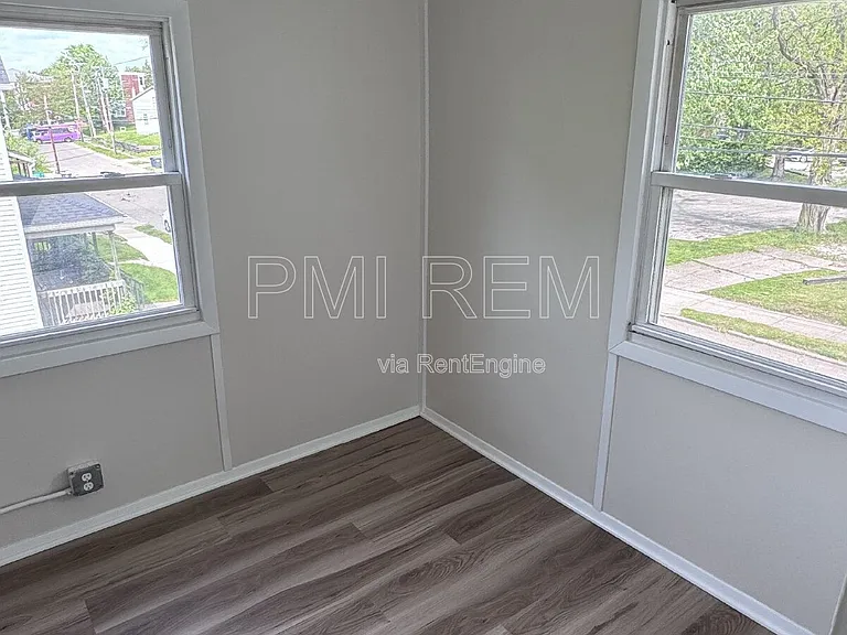 470 Sumner St #2 — Photo 8