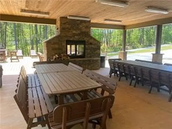 0 Hardwood Pointe Dr, West Union, SC 29696