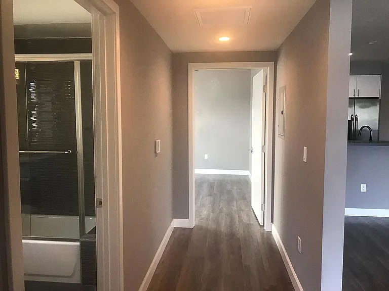4305 Laurel Canyon Blvd #403 — Photo 7