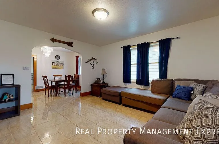 630 N Nesmith Ave — Photo 5
