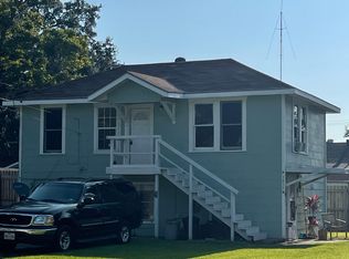 1415 Nall St #A, Pt Neches, TX 77651