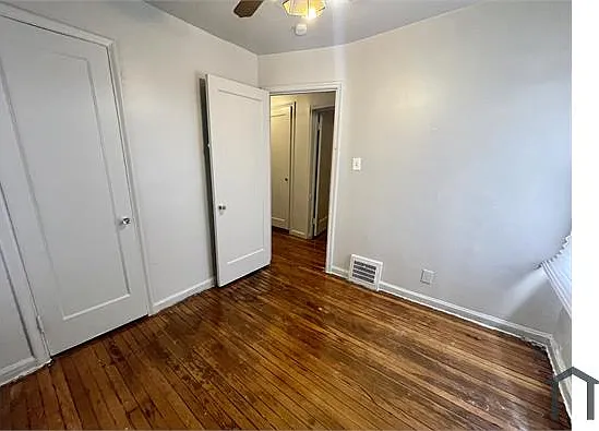 992 E Golden Gate — Photo 6