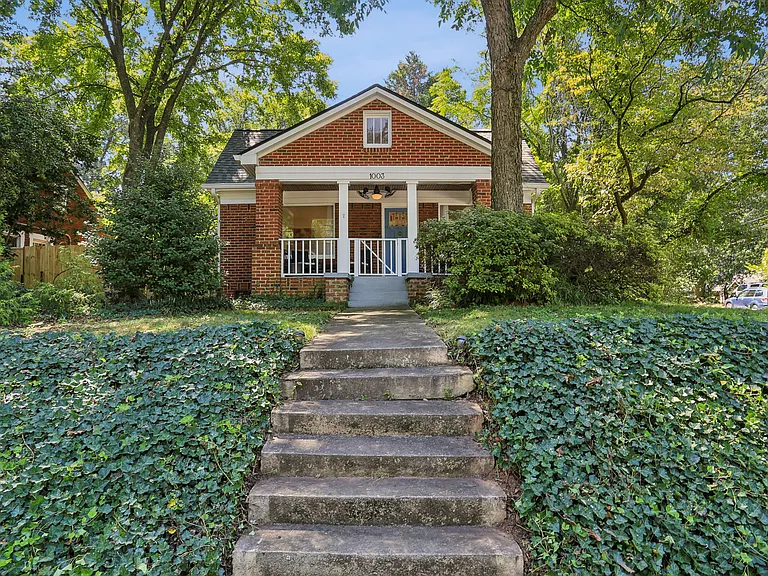1003 Glenwood Ave SE — Photo 2