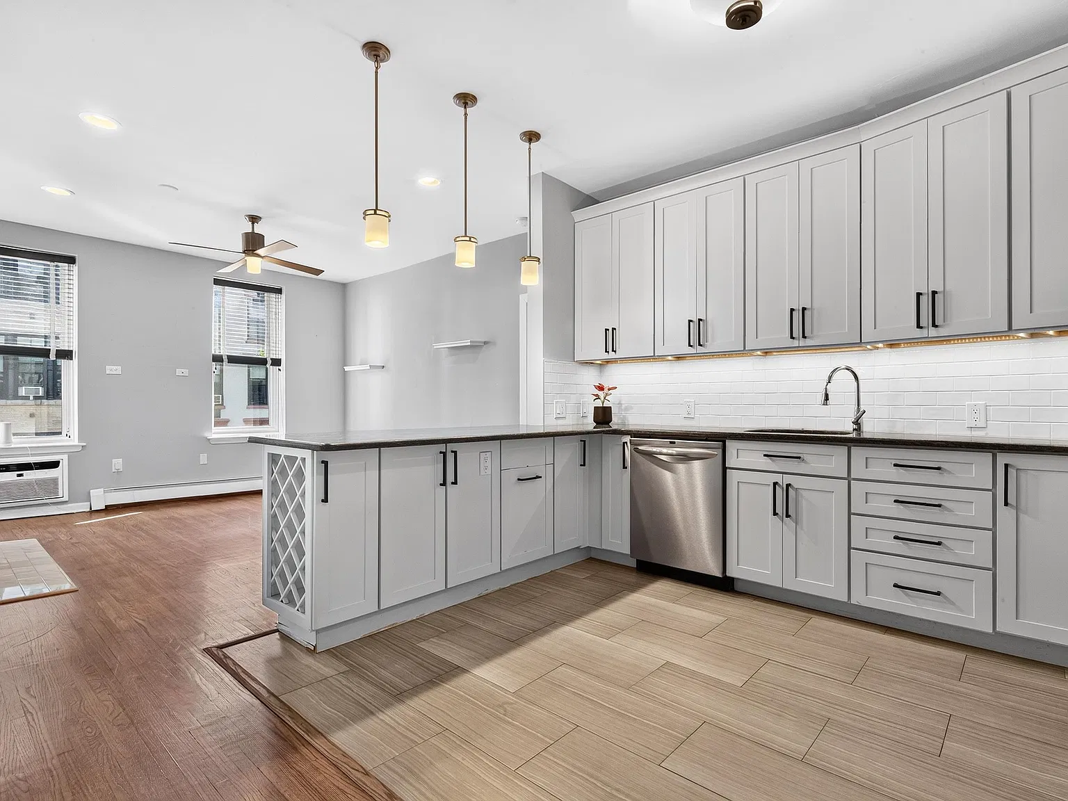 The Tempest Condominium — Photo 3