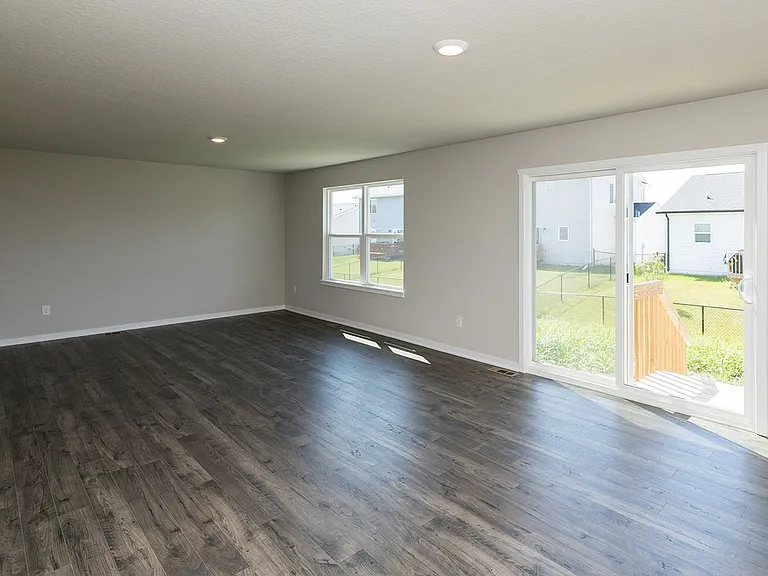 514 Elizabeth Ln NW — Photo 12