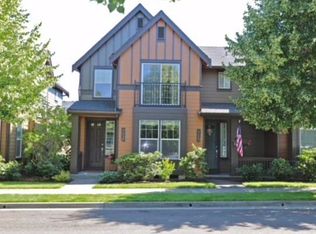 7036 NE Stonewater St, Hillsboro, OR 97124