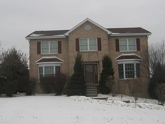2nd image of 126 Greenock Dr