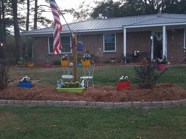 705 Panola Trl, Warrior, AL 35180
