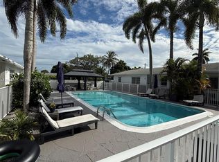 500 SW 7th St UNIT 510, Hallandale, FL 33009